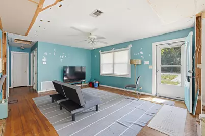 138 SE Chicago Avenue, Fort Walton Beach, FL 32548 - Photo 5