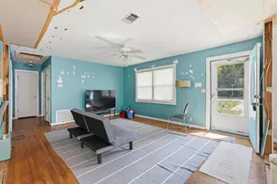138 SE Chicago Ave, Fort Walton Beach, FL 32548 - Photo 5