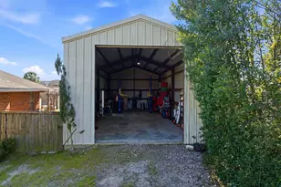 437 W Baldwin Rd, Panama City, FL 32405 - Photo 33