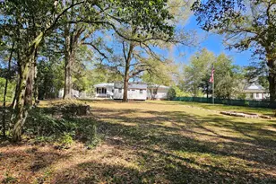 164 S 13th St, Defuniak Springs, FL 32435 - Photo 25