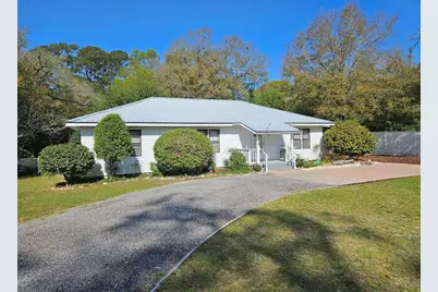 164 S 13th Street, Defuniak Springs, FL 32435 - Photo 1