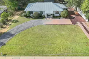 164 S 13th St, Defuniak Springs, FL 32435 - Photo 11