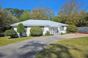 164 S 13th St, Defuniak Springs, FL 32435 - Photo 3