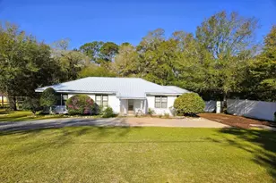 164 S 13th St, Defuniak Springs, FL 32435 - Photo 5