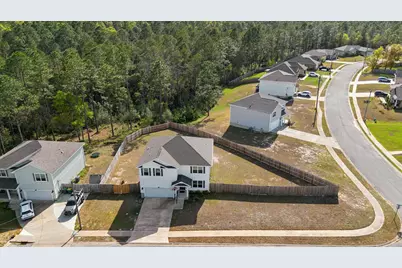 3516 Malus Court, Crestview, FL 32539 - Photo 3