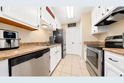 2303 W Michigan Avenue #E-8, Pensacola, FL 32526 - Photo 3