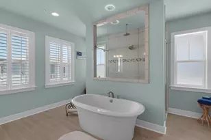 1477 Seaside Cir, Navarre, FL 32566 - Photo 23