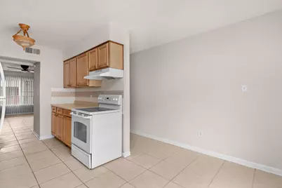 210 Pelham Road #201B, Fort Walton Beach, FL 32547 - Photo 11