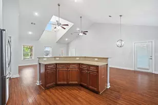 3087 Zach Ave, Crestview, FL 32536 - Photo 11