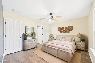 2776 Penn St, Navarre, FL 32566 - Photo 7
