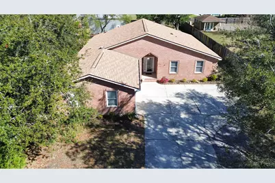 8600 Estrada Street, Navarre, FL 32566 - Photo 5