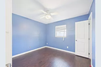 343 NW Hollywood Boulevard, Fort Walton Beach, FL 32548 - Photo 11
