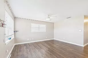 343 NW Hollywood Blvd, Fort Walton Beach, FL 32548 - Photo 3