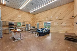 8109 Hwy 189, Baker, FL 32531 - Photo 19