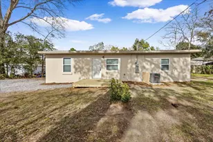 448 Lakeview Ave, Cantonment, FL 32533 - Photo 1