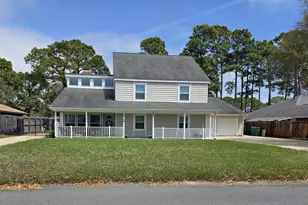 19 Lake Lorraine Cir, Shalimar, FL 32579 - Photo 1