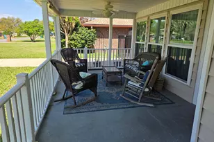 19 Lake Lorraine Cir, Shalimar, FL 32579 - Photo 3