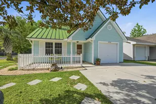 2800 Old Carriage Ln, Fort Walton Beach, FL 32547 - Photo 3