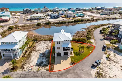 7665 Key West Drive, Navarre, FL 32566 - Photo 9