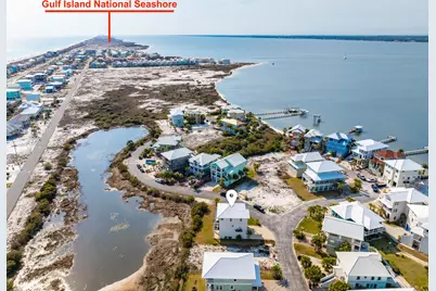 7665 Key West Drive, Navarre, FL 32566 - Photo 13