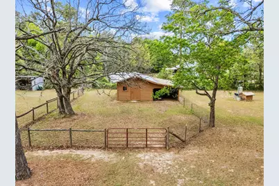 6061 Coy Burgess Loop, Defuniak Springs, FL 32435 - Photo 5