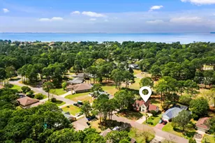 1156 W Troon Dr, Niceville, FL 32578 - Photo 9