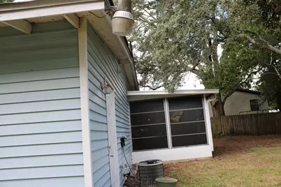 1210 Jay Street, Fort Walton Beach, FL 32547 - Photo 9