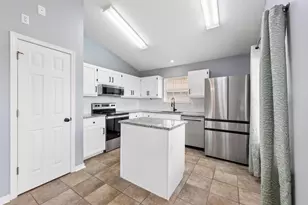 422 Pristine Water Ln, Mary Esther, FL 32569 - Photo 11