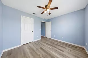 422 Pristine Water Ln, Mary Esther, FL 32569 - Photo 33
