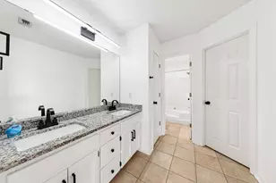 422 Pristine Water Ln, Mary Esther, FL 32569 - Photo 23