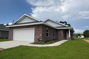 97 Homestead St, Niceville, FL 32578 - Photo 1