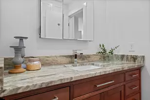 300 Yacht Club Dr, Niceville, FL 32578 - Photo 25