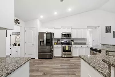 2213 Jernigan Drive, Crestview, FL 32536 - Photo 11