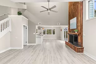 301 Summit Dr, Destin, FL 32541 - Photo 15
