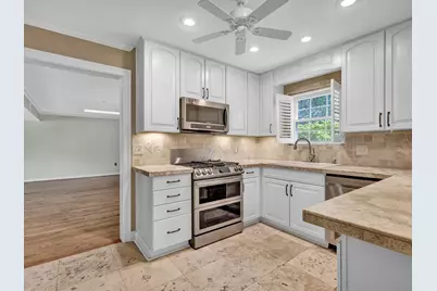 700 NE Country Club Avenue, Fort Walton Beach, FL 32547 - Photo 5