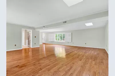700 NE Country Club Avenue, Fort Walton Beach, FL 32547 - Photo 9