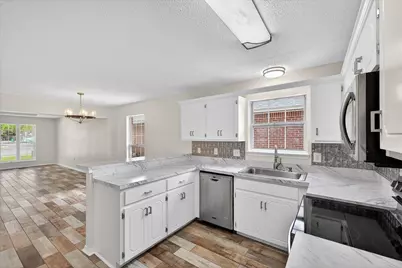 4566 Barrington Lane, Niceville, FL 32578 - Photo 11