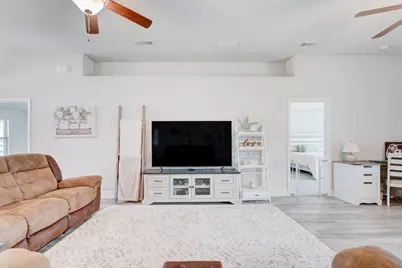 5823 Crestlake Drive, Crestview, FL 32536 - Photo 5