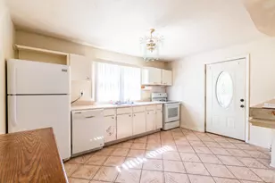 164 Waits St, Ponce de Leon, FL 32455 - Photo 7