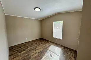 1370 Suzanne Cir, Holt, FL 32564 - Photo 9