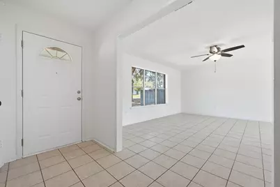 306 W Kansas Street, Bonifay, FL 32425 - Photo 3