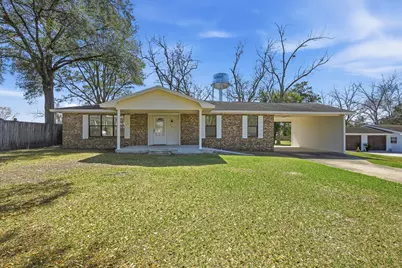 306 W Kansas Street, Bonifay, FL 32425 - Photo 1