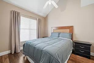 4274 Calinda Ln, Niceville, FL 32578 - Photo 13