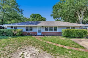 17 NW Highland Dr, Fort Walton Beach, FL 32548 - Photo 5
