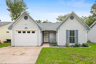 3030 Blue Pine Ln, Niceville, FL 32578 - Photo 1
