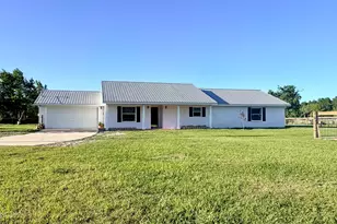 258 NW 122nd Ave, Oxford, FL 00N/A - Photo 1