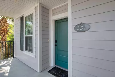 159 Brooks Street #UNIT 201, Fort Walton Beach, FL 32548 - Photo 1