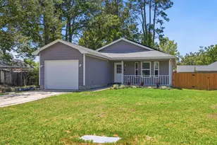 216 Michael Ave, Mary Esther, FL 32569 - Photo 1