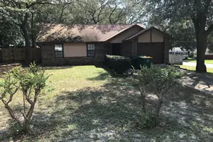 101 Claire Dr, Crestview, FL 32536 - Photo 1