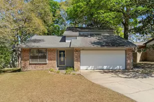 519 Matthew St, Niceville, FL 32578 - Photo 1